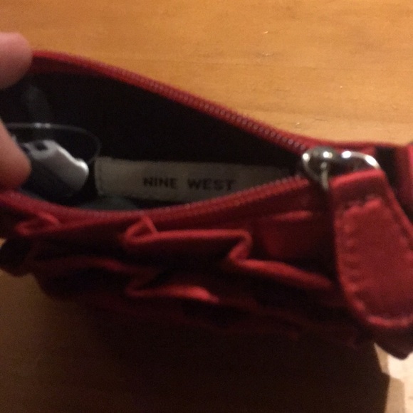 Nine West Red Rose Bag - Picture 3 of 3